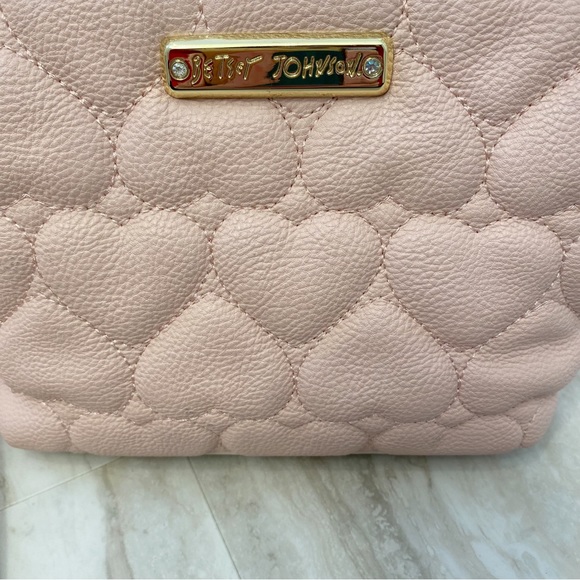 Betsey Johnson Pink Wristlet Cosmetic Zipper Pouch Bag Diamond Ring Hearts Bag - Picture 10 of 15